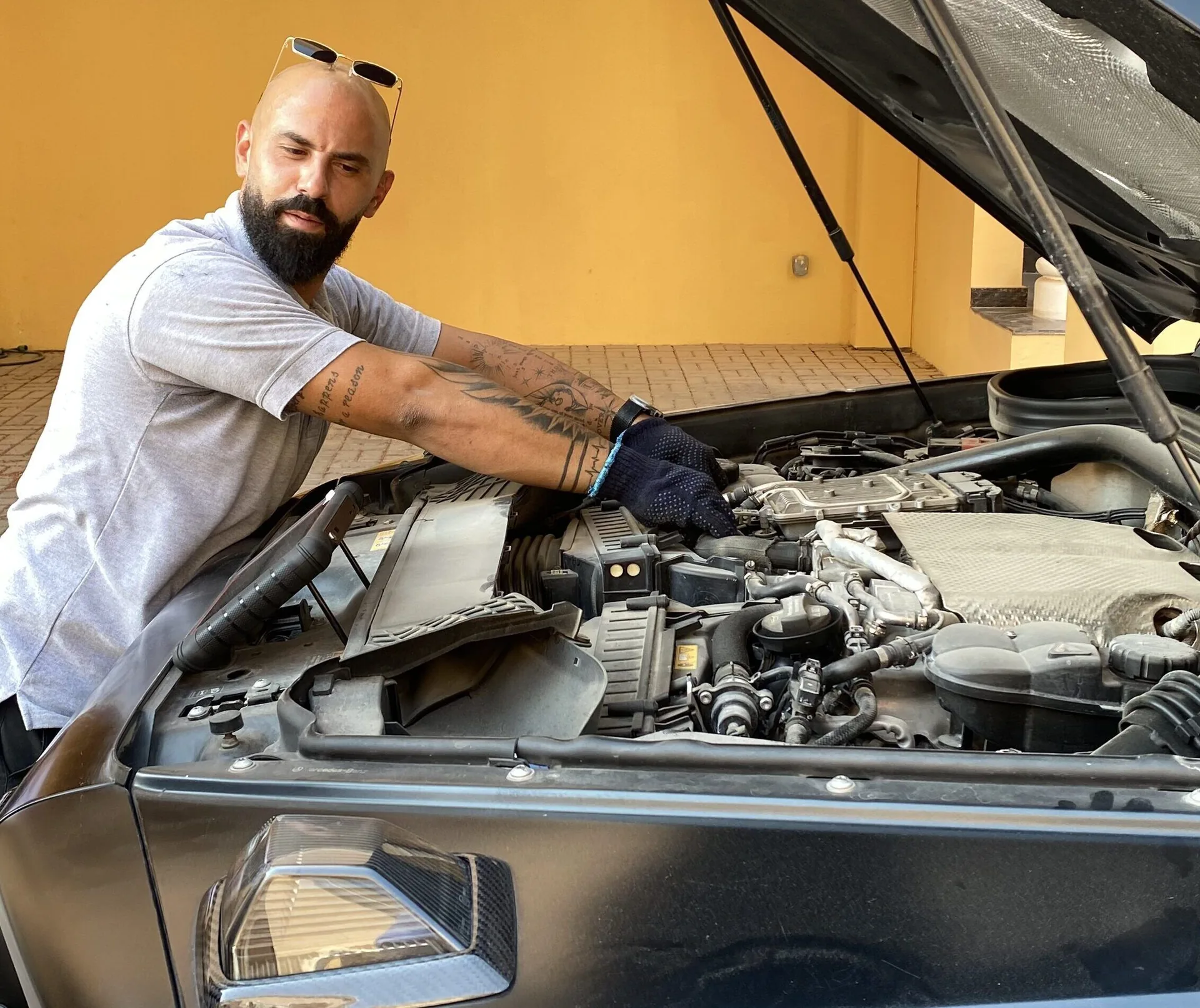 On The Go technician performing Tire Repair Man on-site